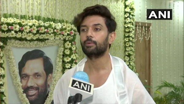 મારે પીએમ મોદીની તસ્વીરની જરૂર નથી, હું તેમનો હનુમાન: ચિરાગ પાસવાન