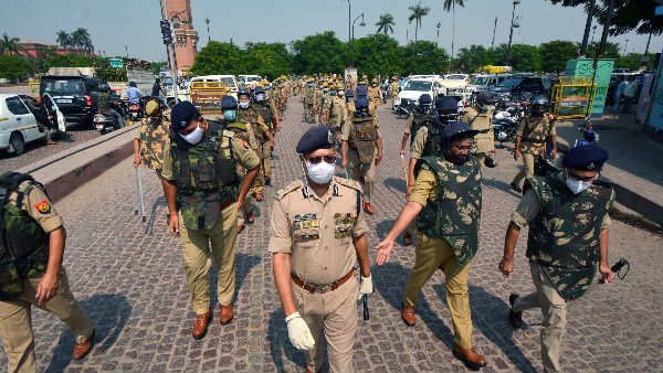 થિયેટર માટે પણ નિયમ