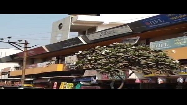 ભરૂચમાં ફાયનાન્સ કંપનીની ઓફીસમાં લુંટ, સીસીટીવીમાં કેદ થઇ ઘટના