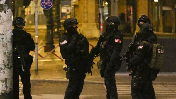 વિયેનામાં 26/11 જેવો આતંકવાદી હુમલો, પીએમ મોદીએ કહ્યું - 'મુશ્કેલ સમયમાં ઓસ્ટ્રિયા સાથે ભારત'