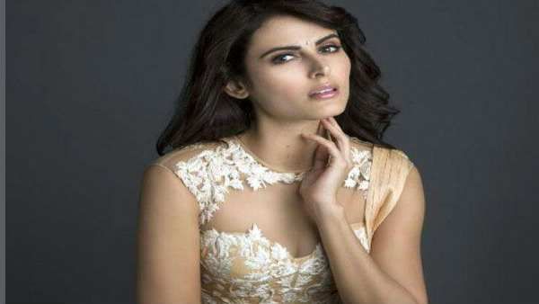 7 લાખની જગ્યાએ લઈ ચૂકી છે 17 લાખ