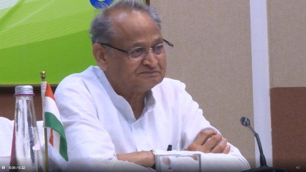 વિશેષ નિર્દેશ આપ્યા