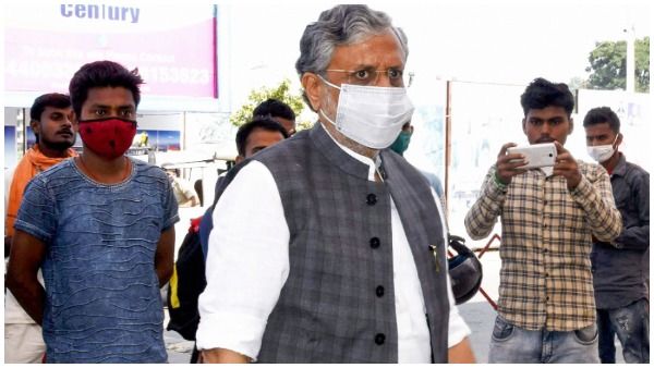 'અમે લાઈનમાં ઉભા હતા, સુશીલજી આવ્યા અને VVIPની જેમ મત આપીને જતા રહ્યા'