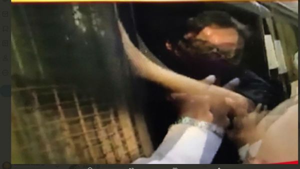 Video: અર્નબ ગોસ્વામીઃ પોલિસે મને માર્યો, મારા પરિવાર સાથે મારપીટ કરી, દવા ન ખાવા દીધી