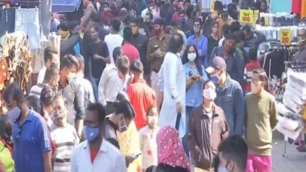 કોરોનાને કંટ્રોલ કરવામાં દિલ્લીવાસીઓના અસહકારથી કંટાળીને સરકારે બંધ કર્યા આ બજારો