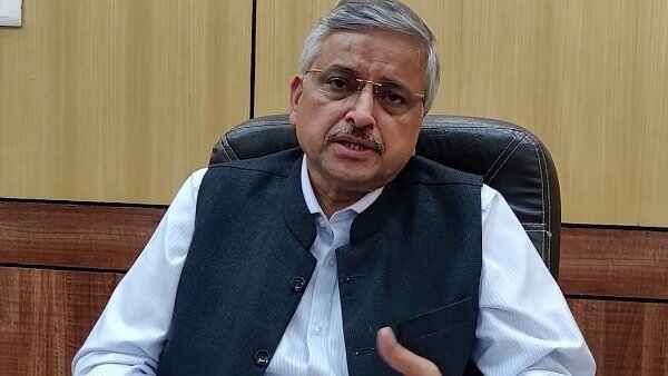 કોને આપવામાં આવશે પ્રથમ વેક્સિન