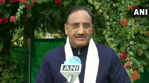 CBSE Board Exam 2021: આવતીકાલે શિક્ષણ મંત્રી બહાર પાડી શકે છે સીબીએસઈની પરીક્ષાની ડેટશીટ