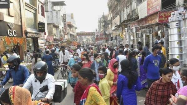 ગુજરાતમાં છેલ્લા 24 કલાકમાં કોરોના વાયરસના 1455 કેસ નોંધાયા, 17ના મોત