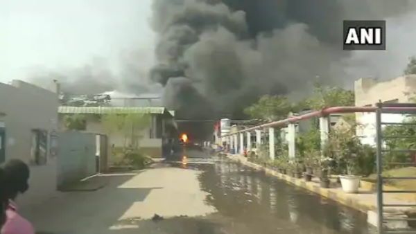 હૈદરાબાદની ફાર્માસ્યુટિકલ ફેક્ટરીમાં ભિષણ આગ, 11 લોકો દાજ્યા