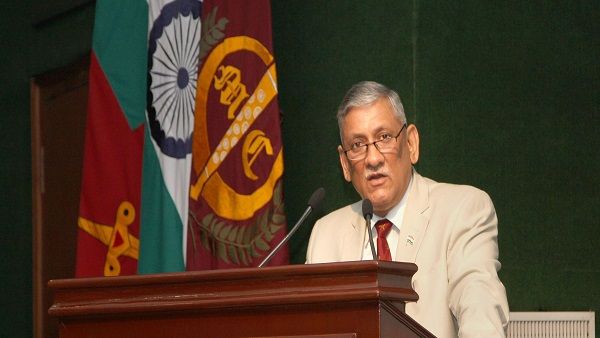 ઢાકા પર બોમ્બ ફેંક્યો અને પાકિસ્તાને હાર માની લીધી