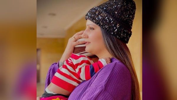 સપના ચૌધરીએ દીકરા સાથે પહેલીવાર તસવીર શેર કરી