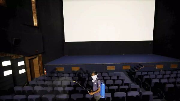 Theatres open: ગુજરાતમાં 10 મહિનાથી બંધ થિયેટરો ખુલ્યા, 50% દર્શકો સાથે મળી મંજૂરી