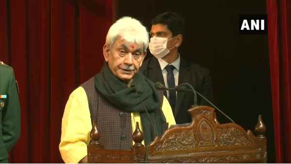 J&K: 28,400 કરોડ રૂપિયાના ઇન્ડસ્ટ્રીયલ પેકેજની જાહેરાત, 2023 સુધી શરૂ થશે મેટ્રો