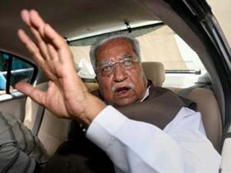 2014માં રાજીનામું આપ્યું 2014માં રાજીનામું આપ્યું