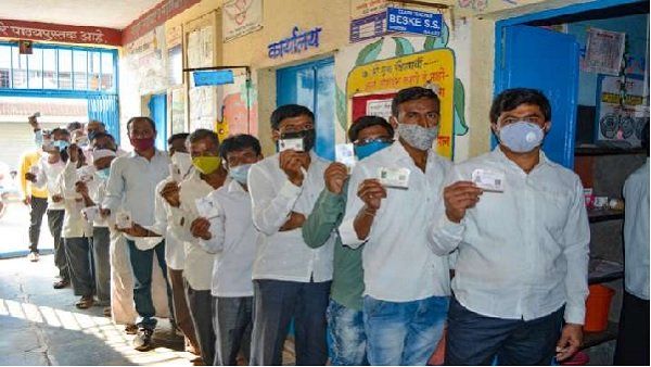 Maharashtra Panchayat Election: શિવસેનાએ તેની લીડ વધારી, 330 બેઠકો પર આગળ