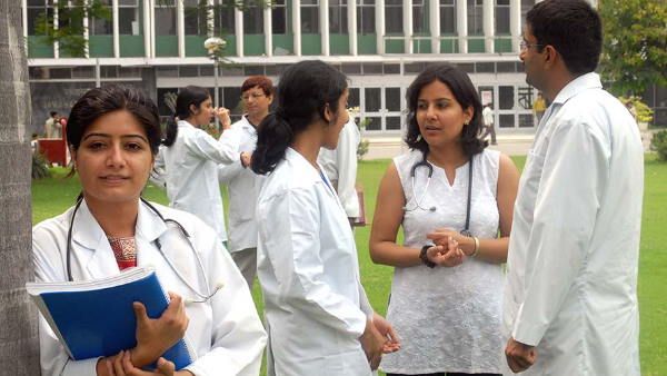 દિલ્હીમાં ખુલશે મેડિકલ કોલેજ, કેજરીવાલ સરકારે આપ્યા આદેશ