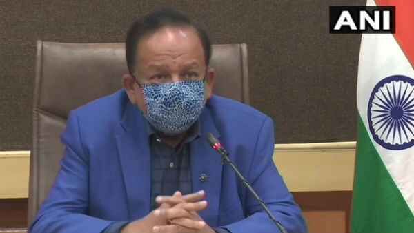 કોરોના વાયરસના નવા સ્ટ્રેનથી સંક્રમિત મામલાઓમાં વૃદ્ધી, ફેક એપ્સને લઇ સ્વાસ્થ્ય મંત્રાલયે જાર