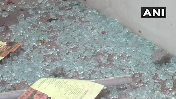 ખેડુતોએ લગાવ્યો ષડયંત્રનો આરોપ ખેડુતોએ લગાવ્યો ષડયંત્રનો આરોપ