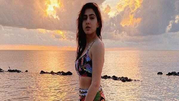 માલદીવના બીચ પર સારાનો હોટ લૂક