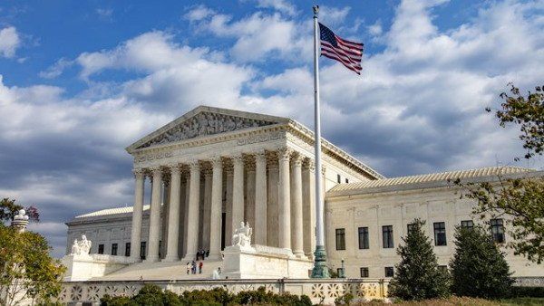 અમેરિકી સુપ્રીમ કોર્ટમાં બોમ્બની ધમકી, ખાલી કરાવાયું પરિસર - રિપોર્ટ