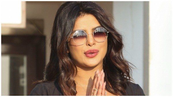 પ્રિયંકા ચોપડાએ લંડનના સલૂનમાં જઈને કોવિડ-19 લૉકડાઉનનો નિયમ તોડ્યો, પોલિસ પણ પહોંચી