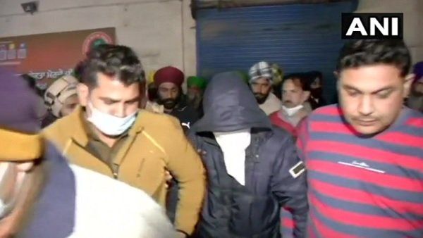 સિંધુ બૉર્ડર પર ખેડૂતોએ શૂટરને પકડ્યો, ટ્રેક્ટર રેલીમાં 4 ખેડૂત નેતાઓને ગોળી મારવાનુ ષડયંત્ર