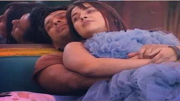 કર્યો પ્રેમનો ઈઝહાર