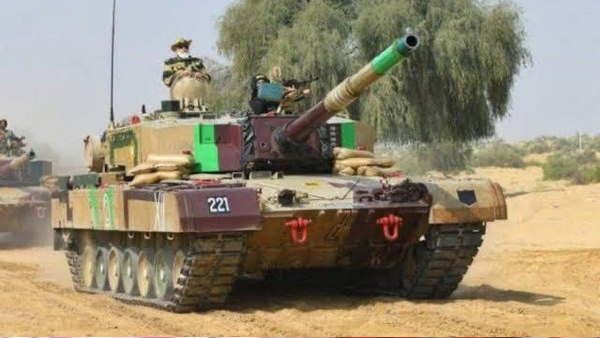 ભારતીય સેનાની વધશે તાકાત, રવિવારે પીએમ સોંપશે અર્જુન ટેંક MK-1A