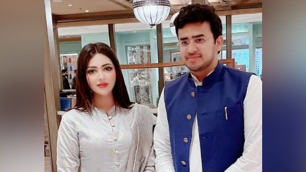 ભાજપના દિગ્ગજ નેતાઓ સાથે તસવીરો