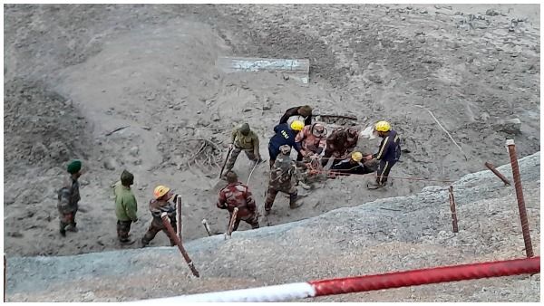 ગામના કેટલાક લોકો ગુમ ગામના કેટલાક લોકો ગુમ