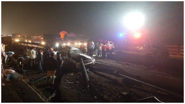 મહારાષ્ટ્રઃ મુંબઈ પૂણે એક્સપ્રેસ પર ગાડીઓની ટક્કકર, 5ના મોત, 5 ઘાયલ