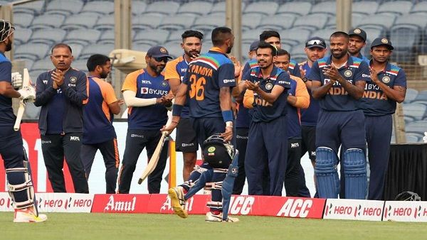 હાર્દિક-કૃણાલના પિતાનું જાન્યુઆરીમાં અવસાન થયું હતું હાર્દિક-કૃણાલના પિતાનું જાન્યુઆરીમાં અવસાન થયું હતું