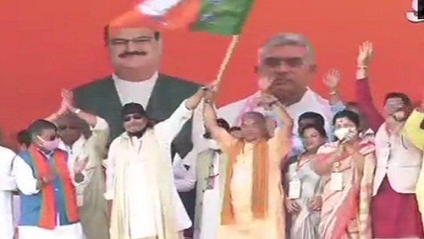 મિથુન ચક્રવર્તી પહેલા ટીએમસીના ઘણા નેતાઓ ભાજપમાં જોડાયા હતા