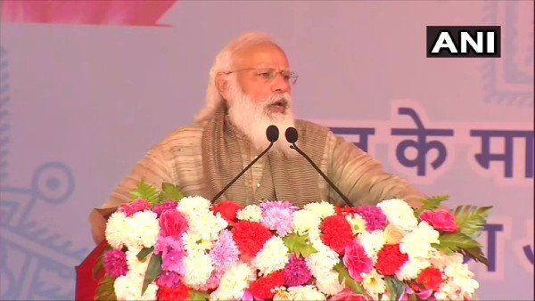 બાંગ્લાદેશમાં પીએમ મોદીએ મતુઆ સમુદાયના લોકોને કર્યા સંબોધિત, કહ્યું- આજે મારી ઇચ્છા પુરી થઇ