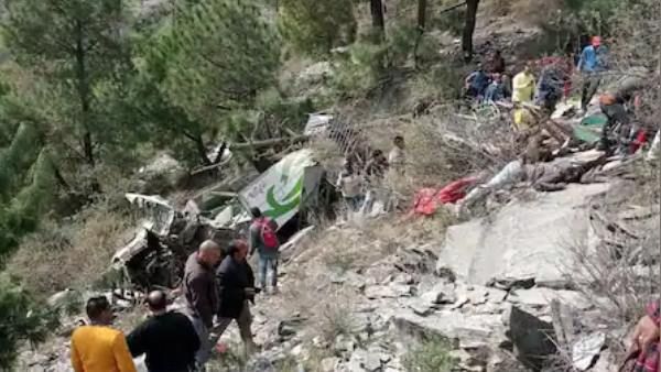 હિમાચલના ચંબામાં બસ ખીણમાં પડી જતા 7ના મોત, 10 ઘાયલ, મૃતકોના પરિવારને 4-4 લાખના વળતરનુ એલાન