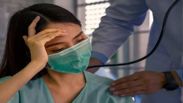 કોરોના વાયરસના આ સૌથી ભયંકર લક્ષણોને ના કરો નજરઅંદાજ, તરત કરાવો કોવિડ ટેસ્ટ અને જાવ હોસ્પિટલ