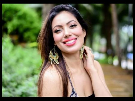 તમે હિમ્મત કરો અને તેનો મુકાબલો કરો