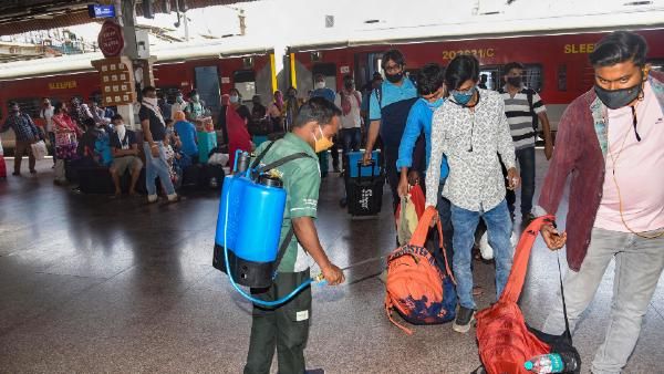 દિલ્હીમાં વધી રહ્યો છે કોરોનાનો કહેર, વૃદ્ધોની જગ્યાએ યુવાનો અને ગર્ભવતીઓ થઇ રહ્યાં છે શિકાર