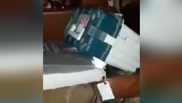 આસામ ચૂંટણીઃ ભાજપ ઉમેદવારની ગાડીથી ઈવીએમ મળવા મામલે ECની કાર્યવાહી, 4 પોલિંગ અધિકારી સસ્પેન્ડ