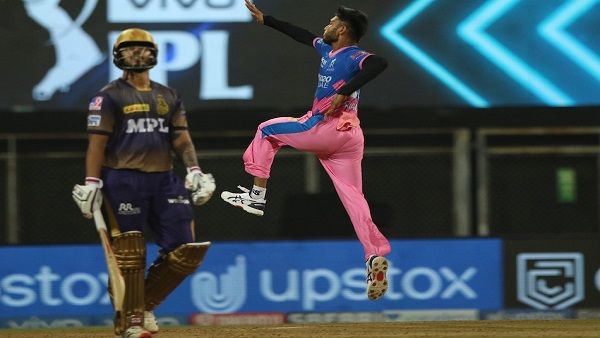 RR vs KKR: વાનખેડેમાં ચાલ્યો ક્રિસ મોરીસની બોલિંગનો જાદુ, કોલકાતાને 133 રન પર રોક્યુ