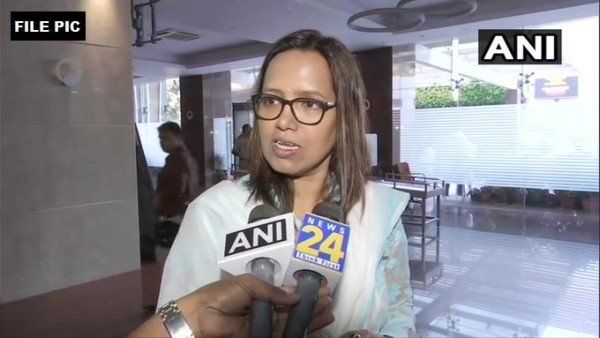 મહારાષ્ટ્ર: કોરોનાની વર્તમાન સ્થિતિને ધ્યાનમાં રાખી 10માં 12માંની પરિક્ષા સ્થગિત