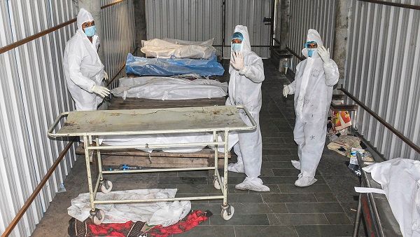 સંબંધીઓ અને પરિજનોને બેસવાની જગ્યા નથી