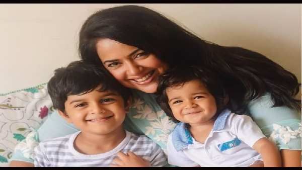 જે છે મસ્ત છે જે છે મસ્ત છે