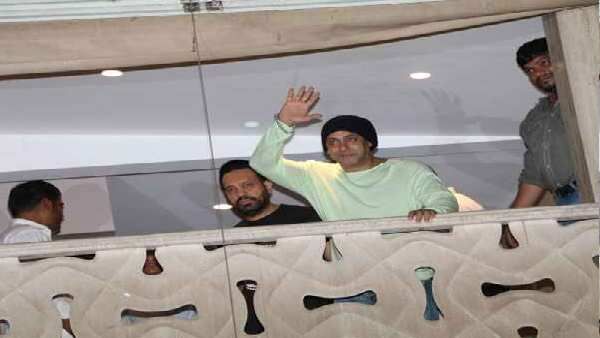 સલમાન ખાન ઈદ ફર ફેન્સને મળી રહ્યા છે