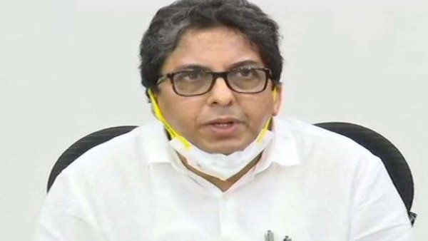 કેન્દ્ર સાથે તણાવ વચ્ચે મમતા બેનર્જીએ ચલી ચાલ, અલપન બંદોપાધ્યાયને બનાવ્યા મુખ્ય સલાહકાર