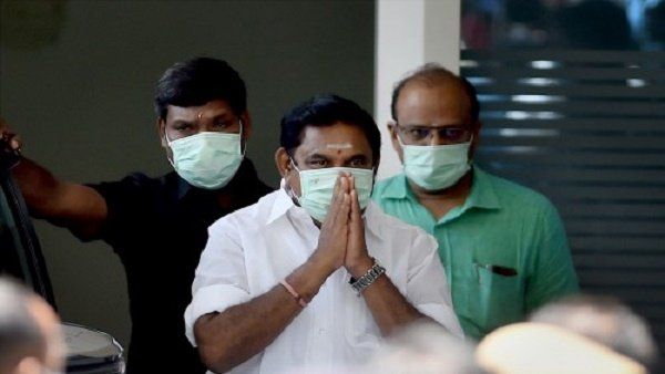 તમિલનાડુ: કે પલાનીસ્વામીએ રાજ્યપાલને સોંપ્યું રાજીનામુ, ડીએમકેએ સરકાર બનાવવાની કરી તૈયારી