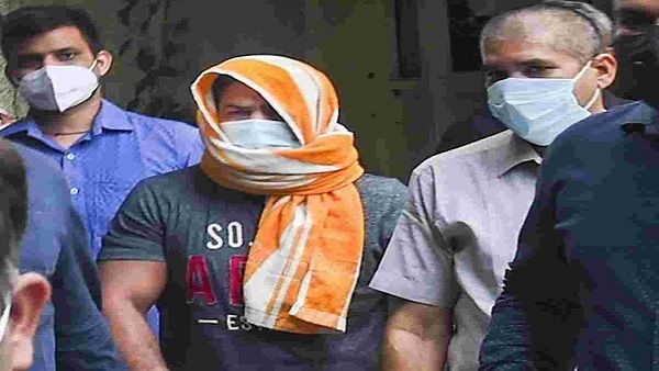 શરીર પર વાદળી નિશાન શરીર પર વાદળી નિશાન