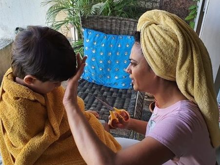 પાપાથી પણ ડરે છે દીકરો પાપાથી પણ ડરે છે દીકરો