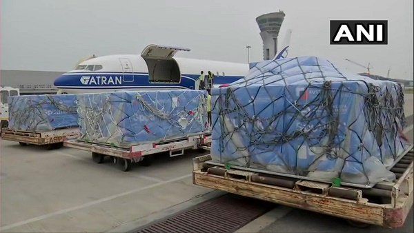 સ્પુટનિક વીની પહેલી ખેપ પહોંચી ભારત, રશીયાના રાજદુત બોલ્યા- આ વેક્સિન કોરોનાના દરેક વેરિયંટથી લડવા સક્ષમ