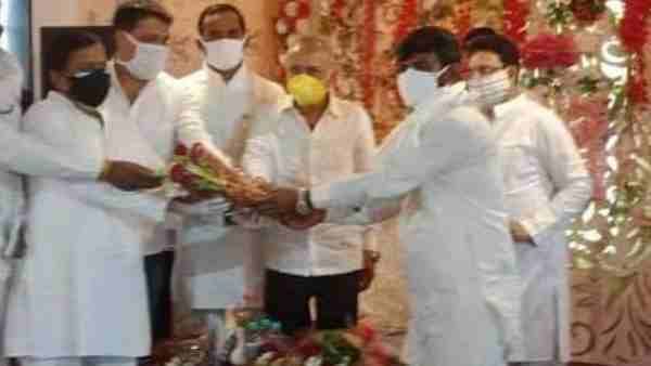 સપા એમએલએ સુનિલ સિંહ સાજન સહિત 40 લોકો પર એફઆઇઆર, કોરોના ગાઇડલાઇન ભંગનો મામલો